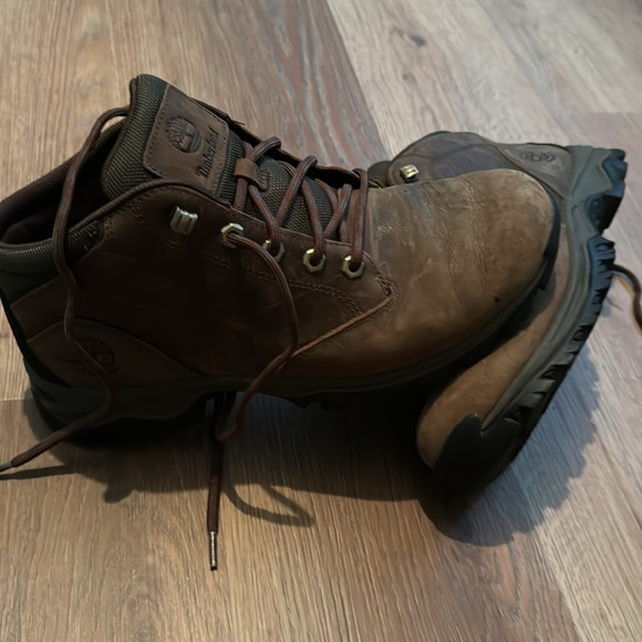 Men’s Timberland boots - Picture 5 of 9